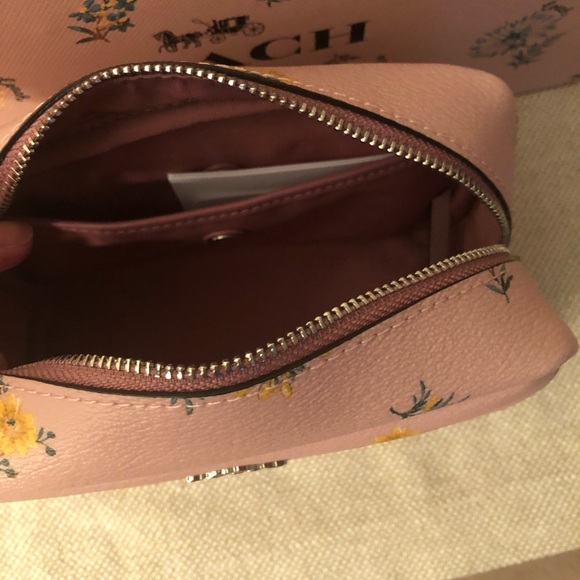 HOST PICK🌷Coach-small & mini cosmetic box set - Picture 5 of 7